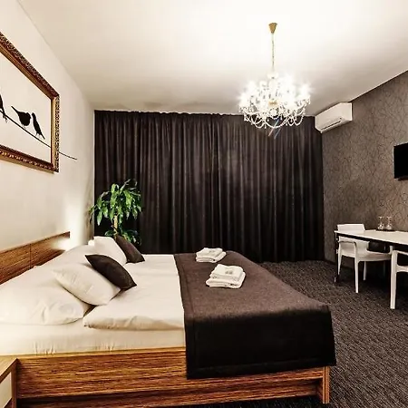 Bird's Nest Guest house